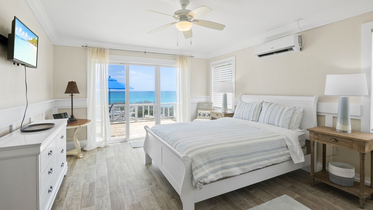 Photo of Bedroom in Farmer's Hill