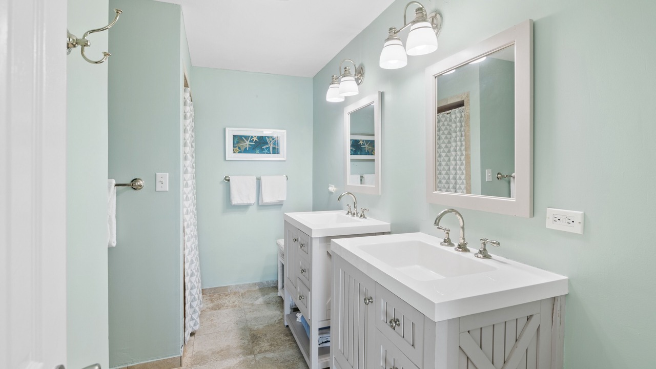 Photo of Bathroom in Farmer's Hill