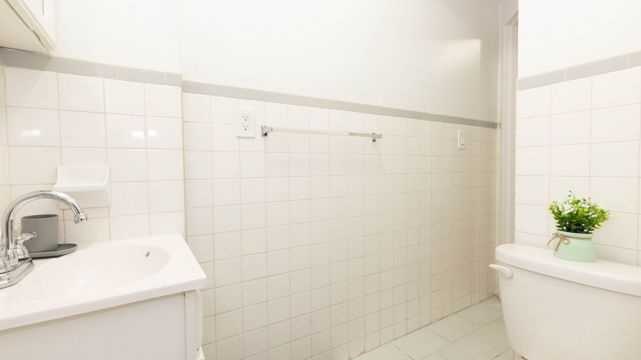 Photo of Bathroom in Manhattan Valley