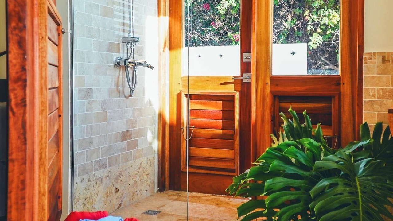 Photo of Bathroom in Treasure Beach