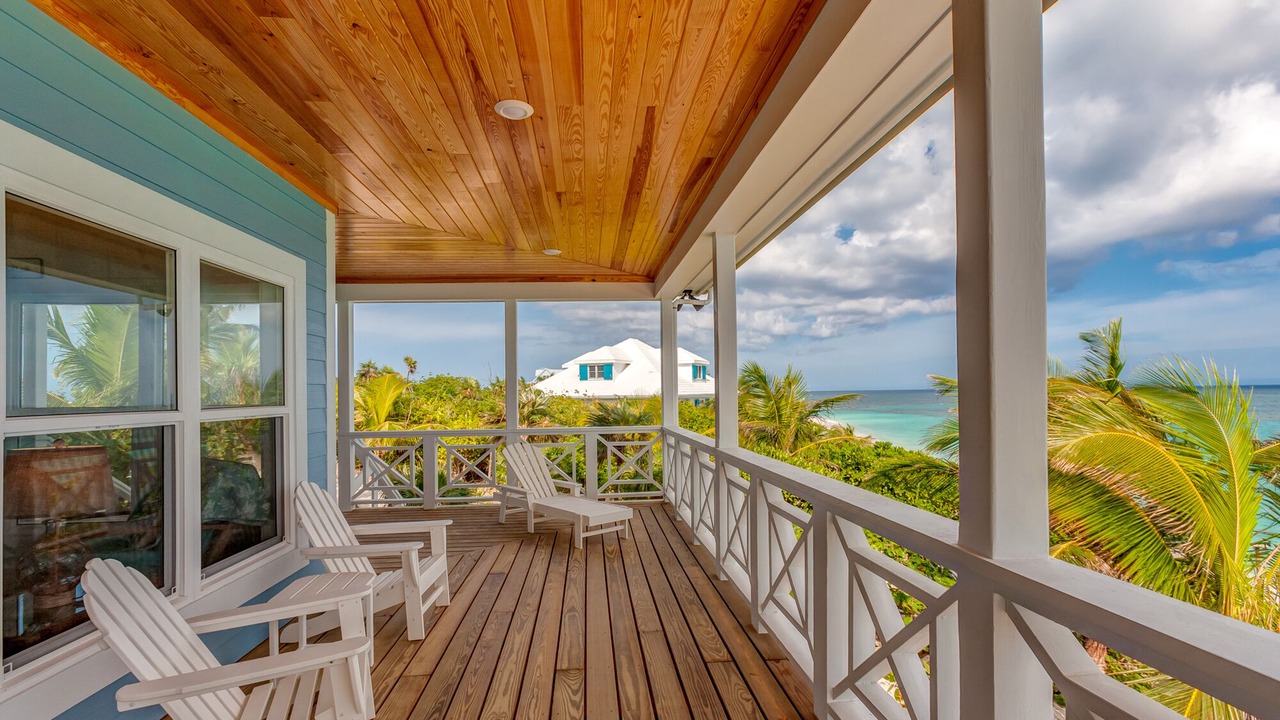 Photo of Patio Balcony in Hope Town