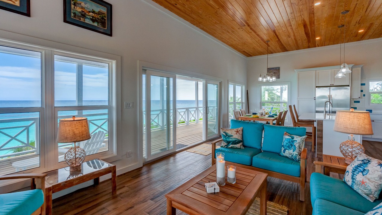Photo of Livingroom in Hope Town