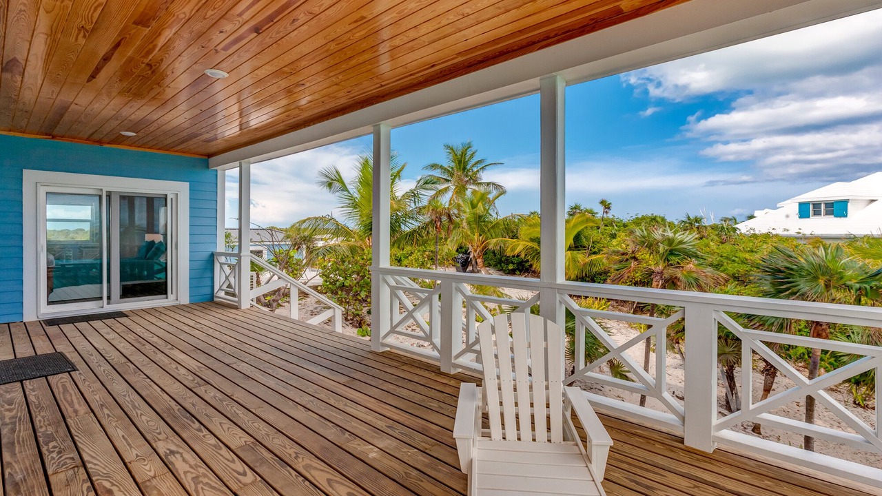 Photo of Patio Balcony in Hope Town