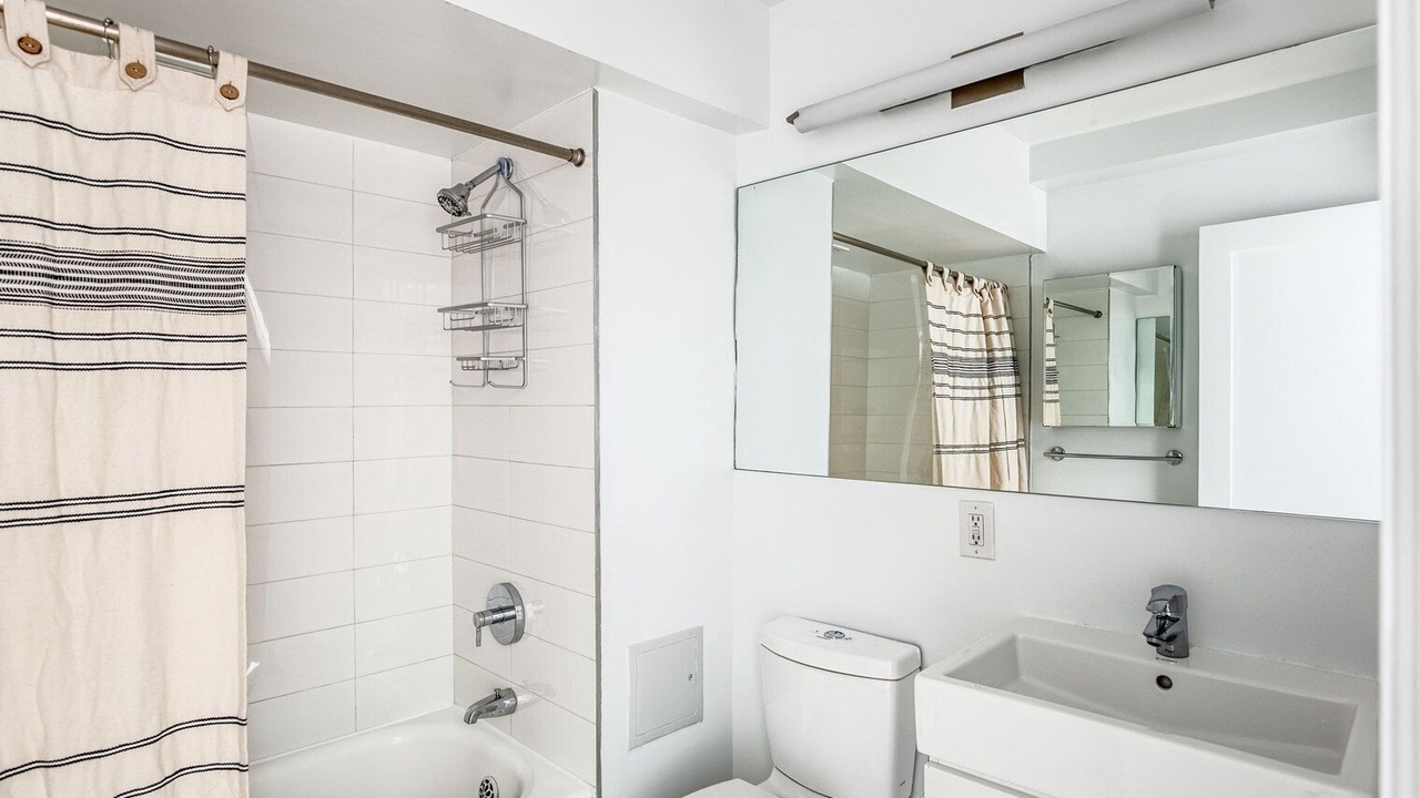 Photo of Bathroom in Sutton Place
