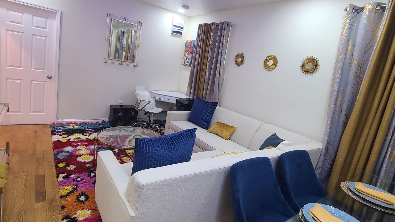 Photo of Livingroom in East New York