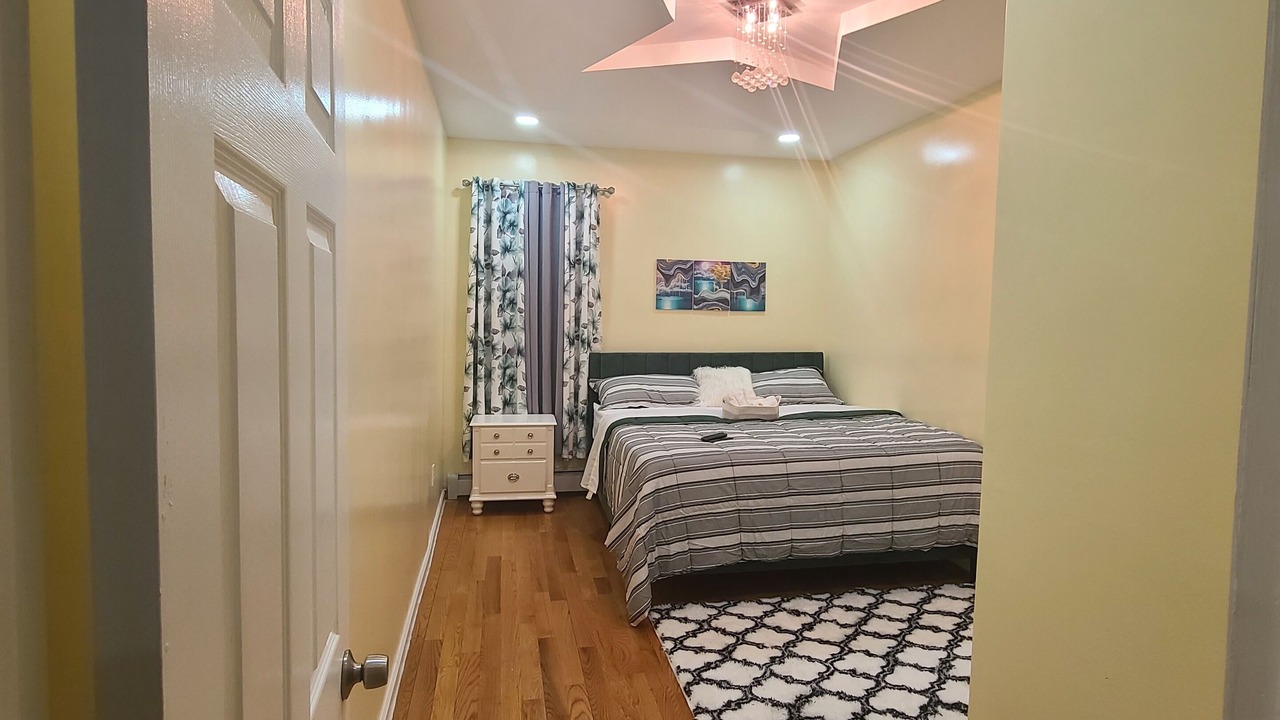 Photo of Bedroom in East New York