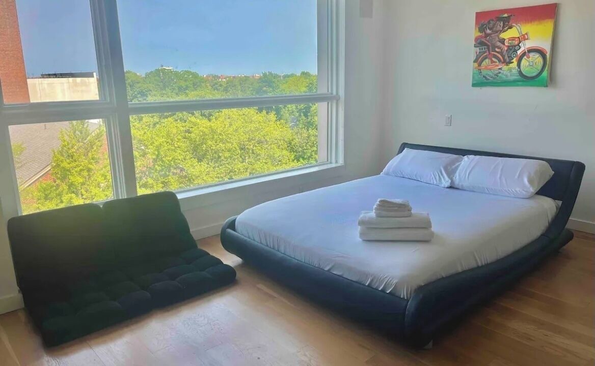 Photo of Bedroom in Midwood