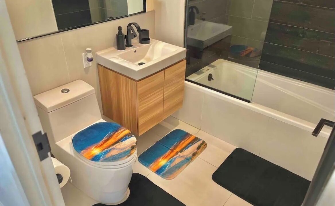 Photo of Bathroom in Midwood
