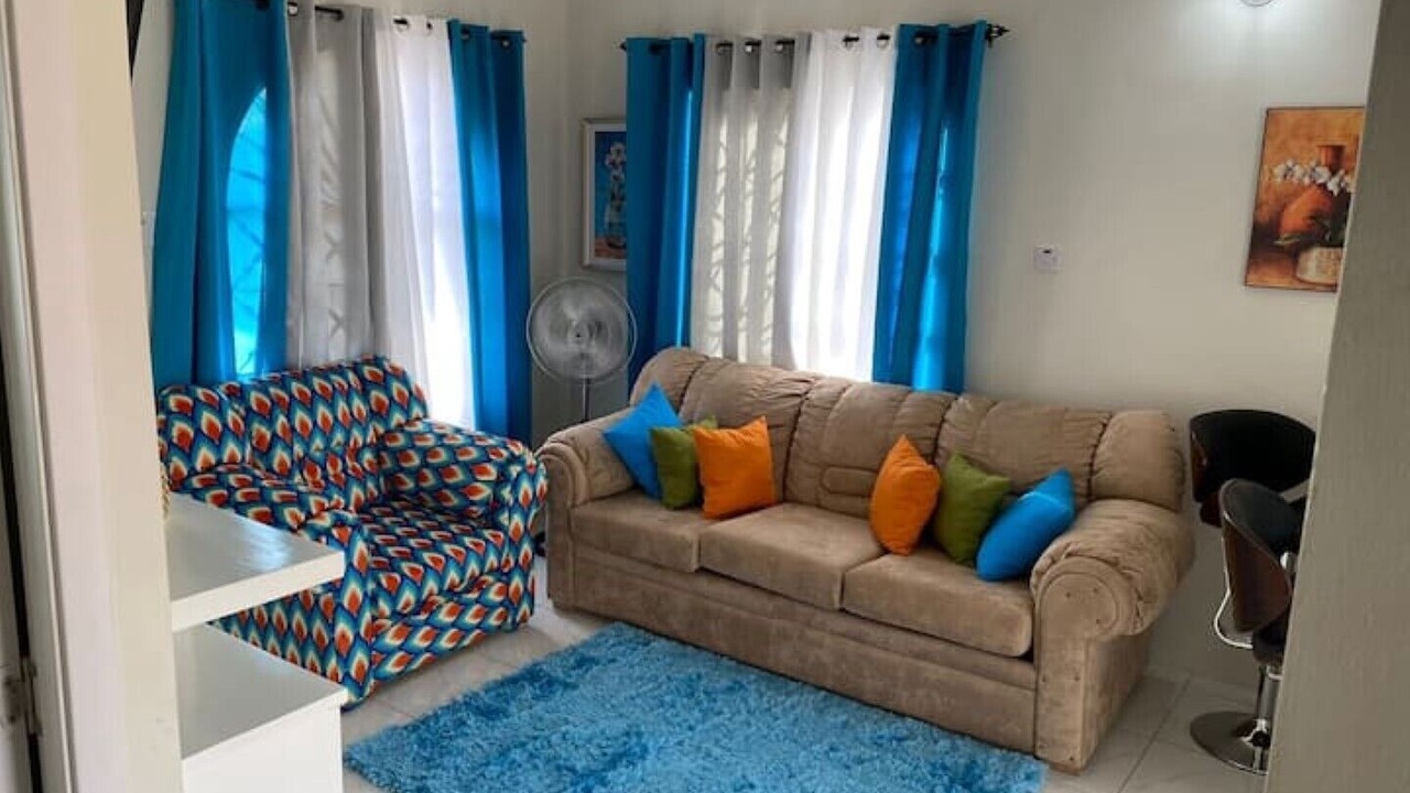 Photo of Livingroom in Portmore