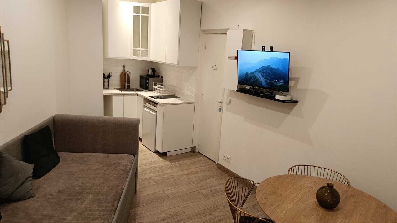 Photo of Livingroom in Hopital Saint-Louis
