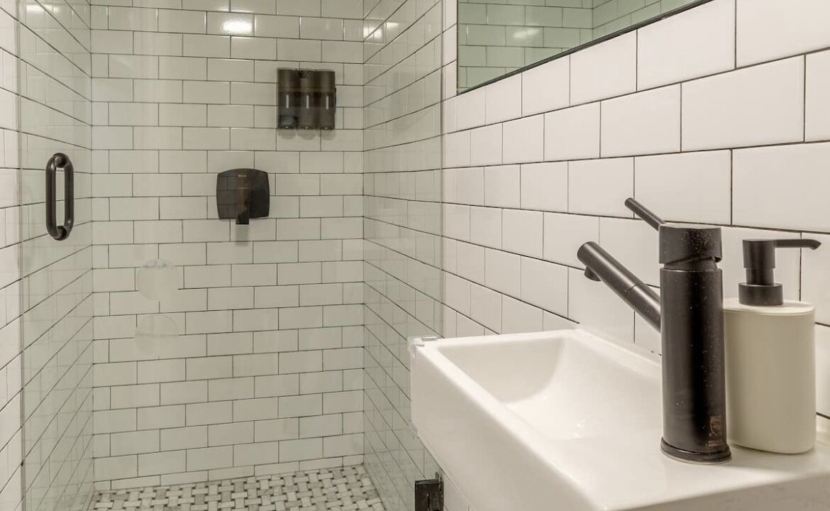 Photo of Bathroom in Bedford-Stuyvesant