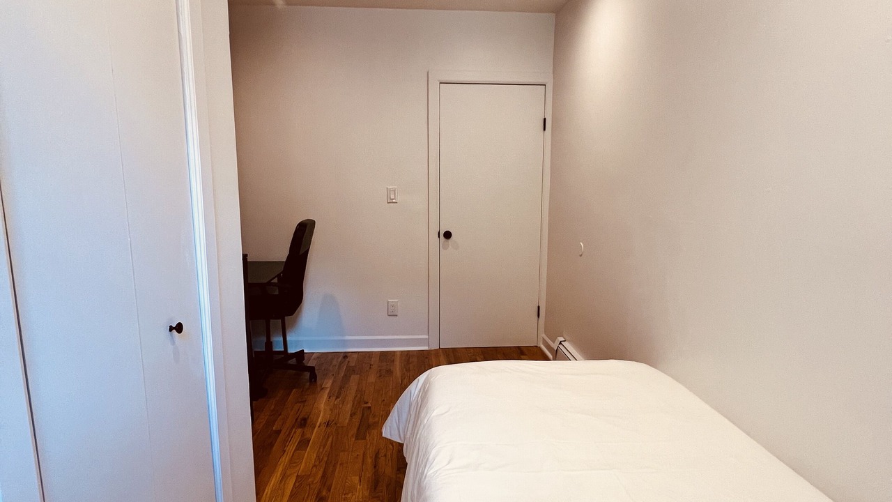 Photo of Bedroom in Bedford-Stuyvesant