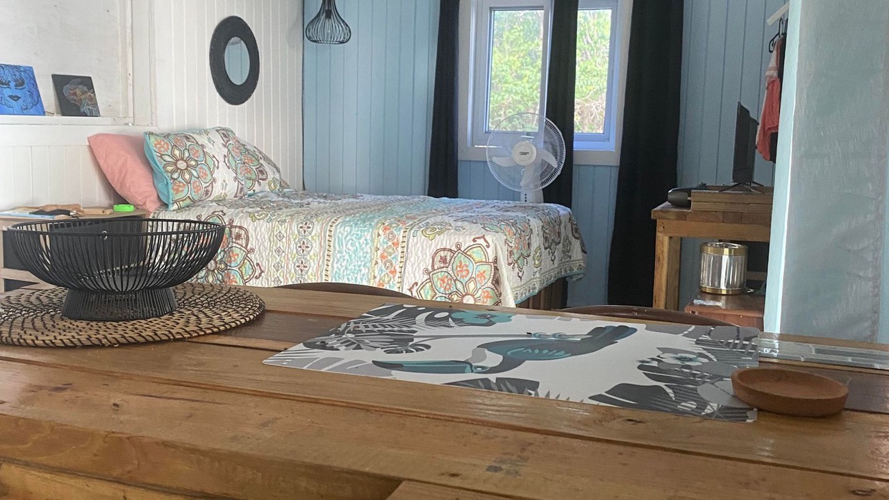 Photo of Bedroom in Spanish Wells