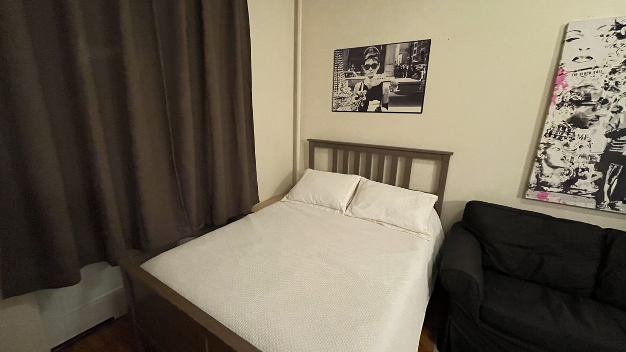 Photo of Bedroom in Hamilton Heights