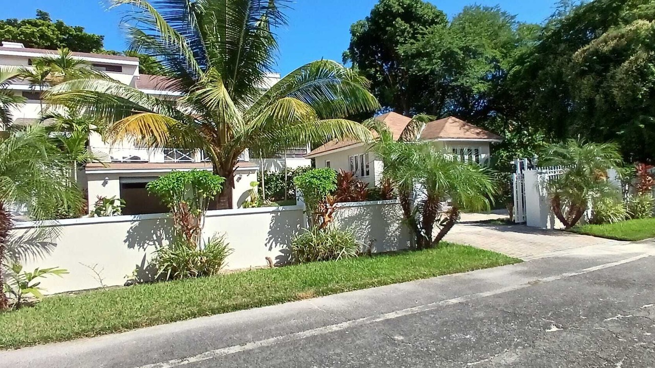Photo of Others in Nassau