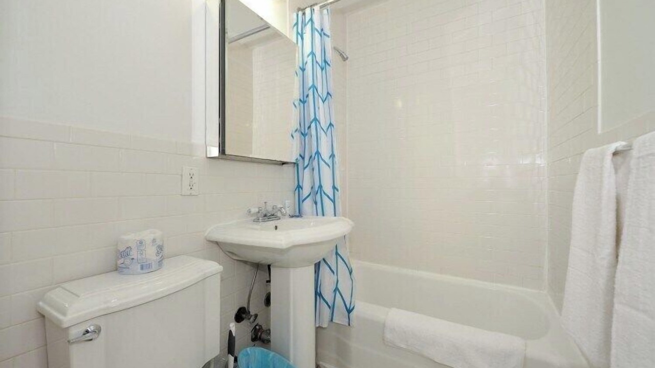 Photo of Bathroom in Sutton Place