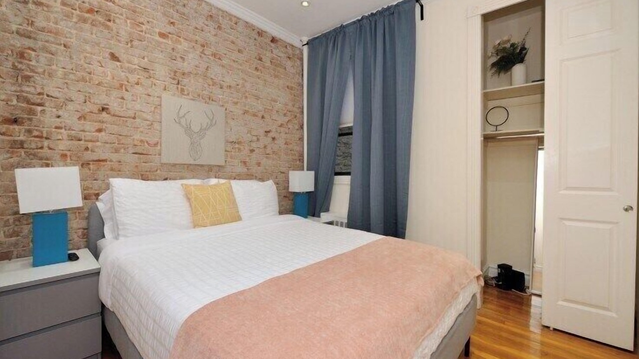 Photo of Bedroom in Sutton Place