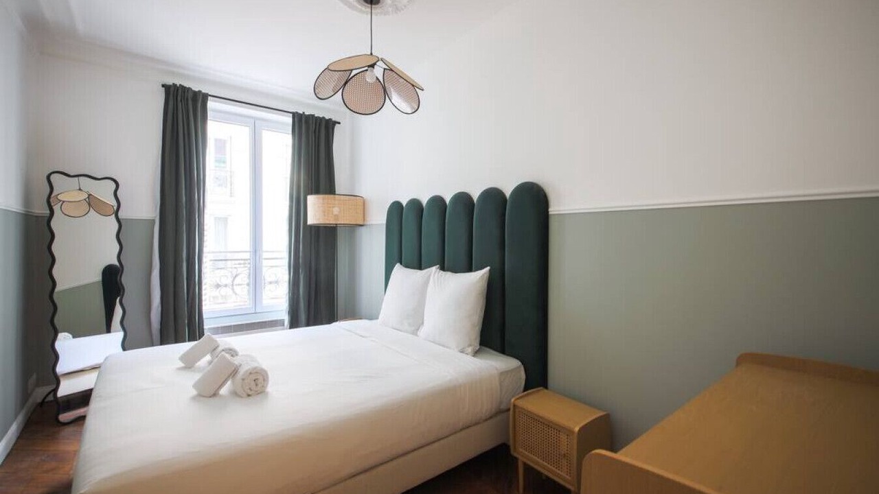 Photo of Bedroom in 15th Arrondissement