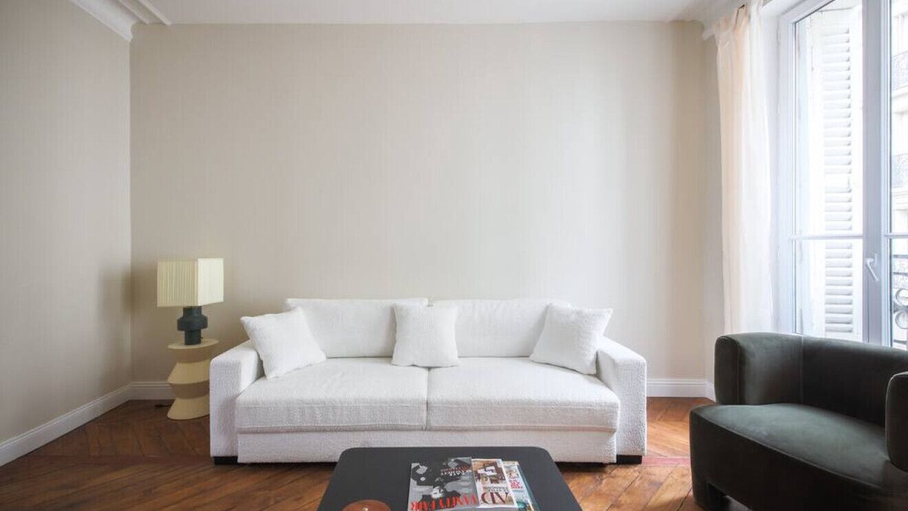 Photo of Livingroom in 15th Arrondissement