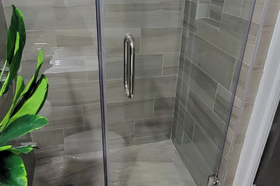 Photo of Bathroom in Molynes Gardens
