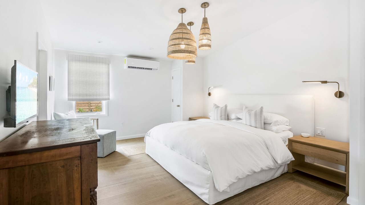 Photo of Bedroom in Farmer's Hill