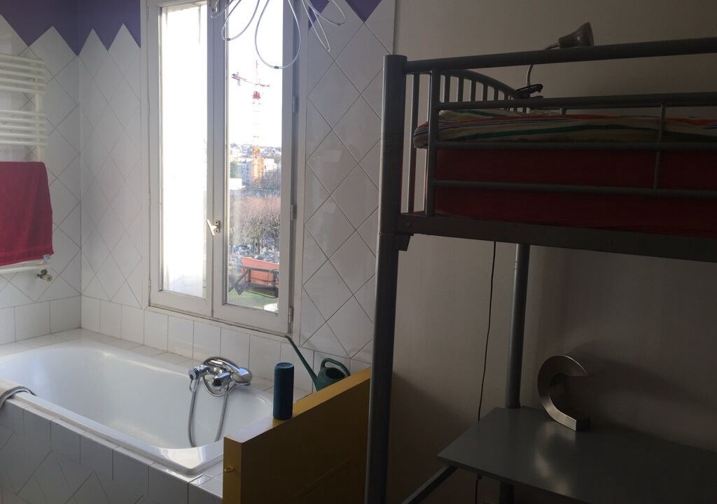 Photo of Bathroom in Cachan