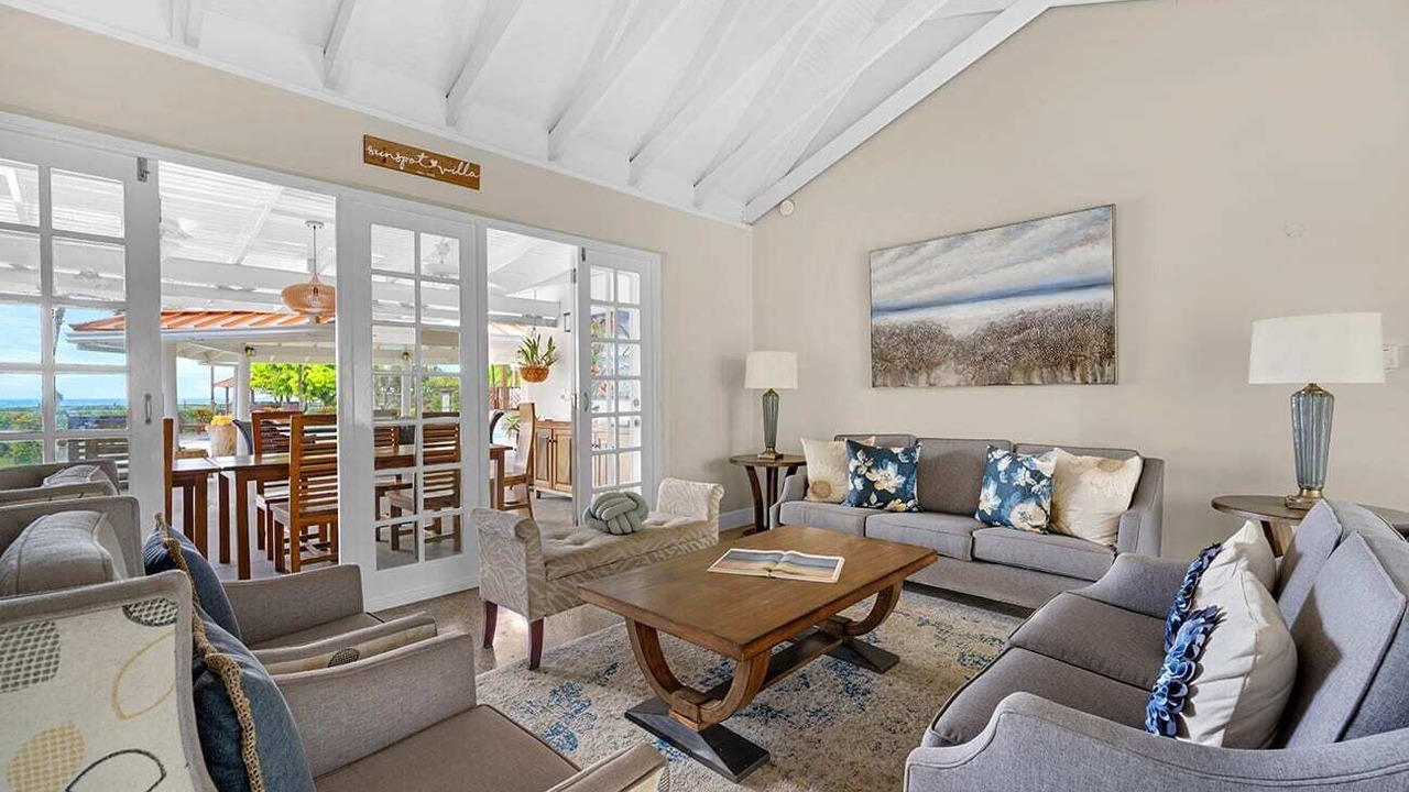 Photo of Livingroom in Runaway Bay