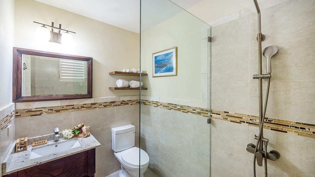 Photo of Bathroom in Runaway Bay
