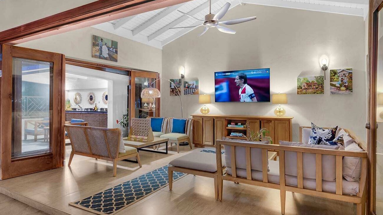 Photo of Livingroom in Runaway Bay