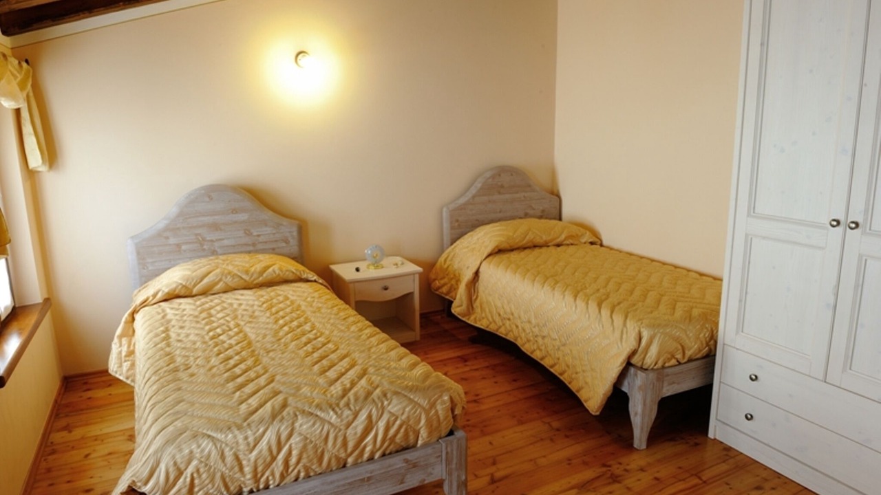 Photo of Bedroom in Miane
