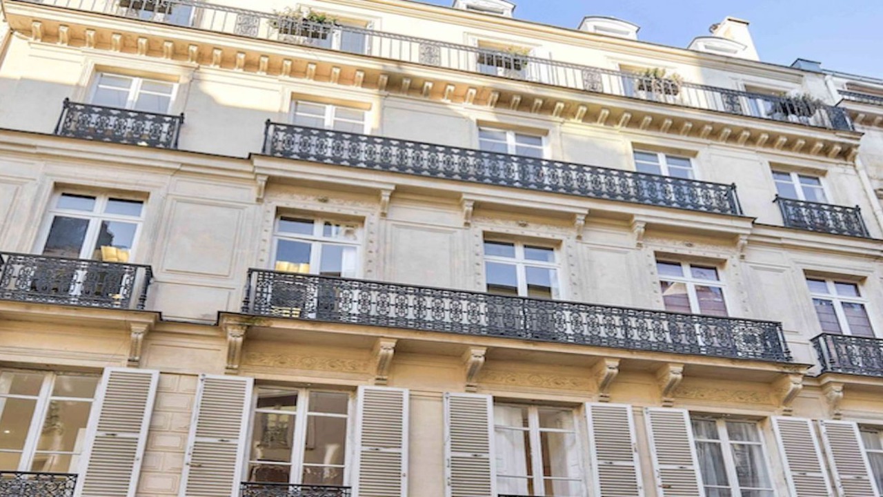 Photo of Outdoor in Champs-Elysees