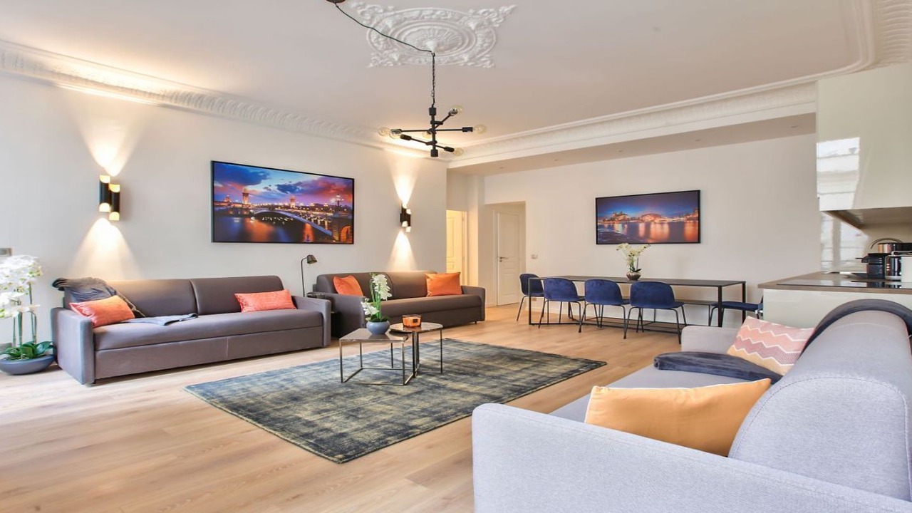 Photo of Livingroom in Champs-Elysees