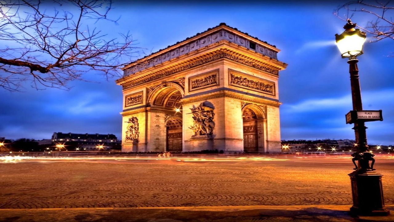 Photo of Others in Champs-Elysees
