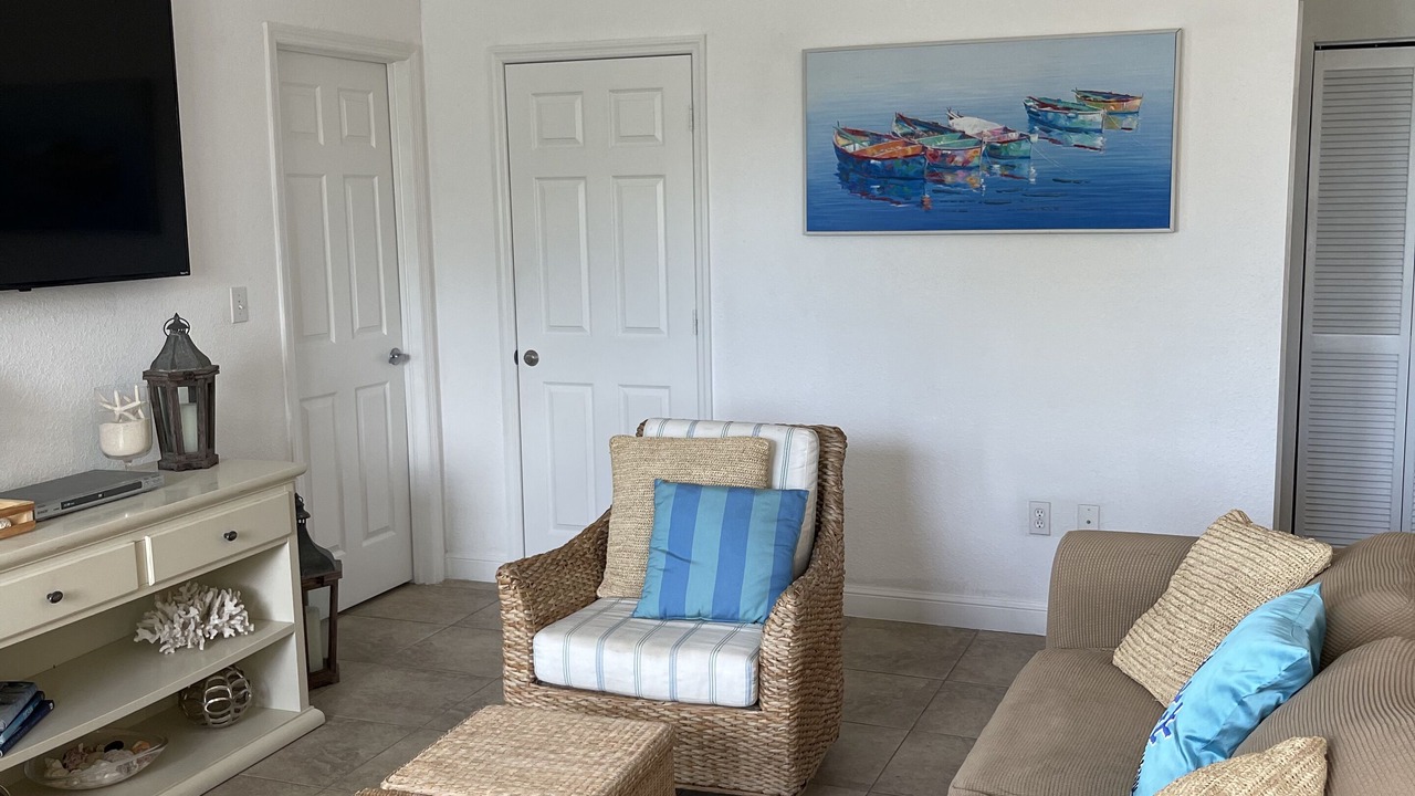 Photo of Livingroom in Alice Town