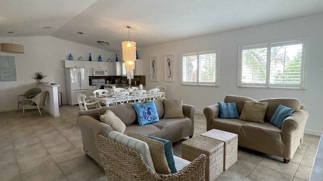Photo of Livingroom in Alice Town