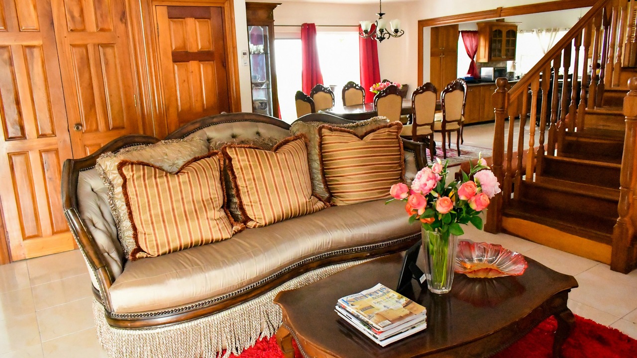Photo of Livingroom in Tower Isle