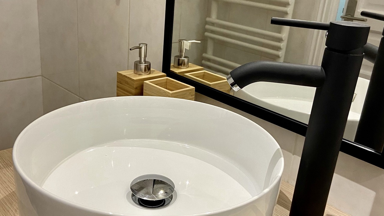 Photo of Bathroom in Antony
