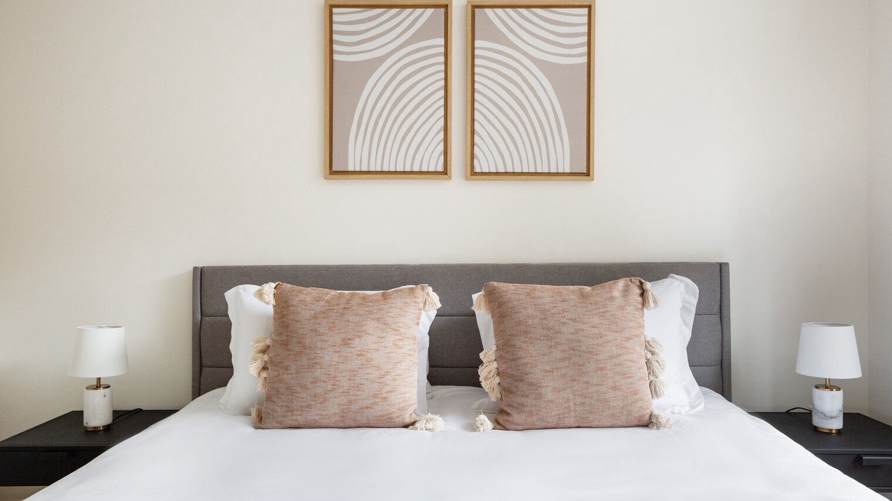 Photo of Bedroom in Sutton Place