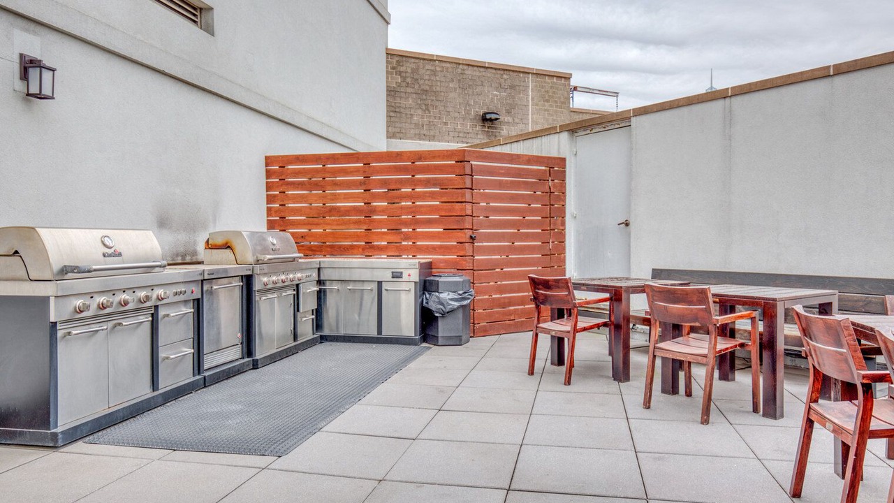 Photo of Outdoor in Sutton Place