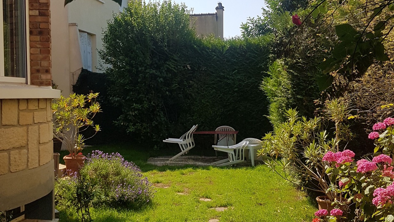 Photo of Outdoor in Cachan