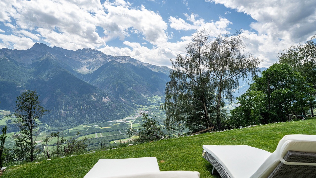 Photo of Outdoor in Lasa