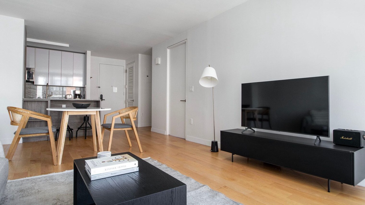 Photo of Livingroom in Lincoln Square