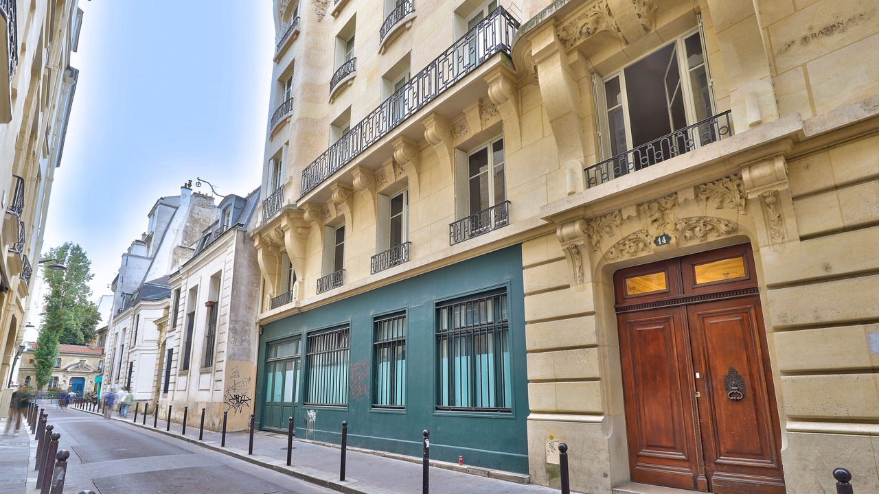Photo of Others in Quartier de la Monnaie