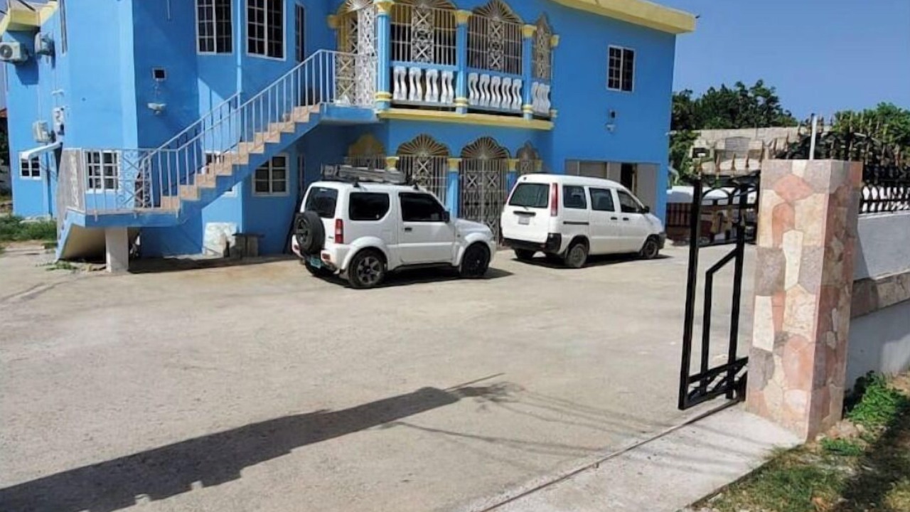 Photo of Outdoor in Tower Isle