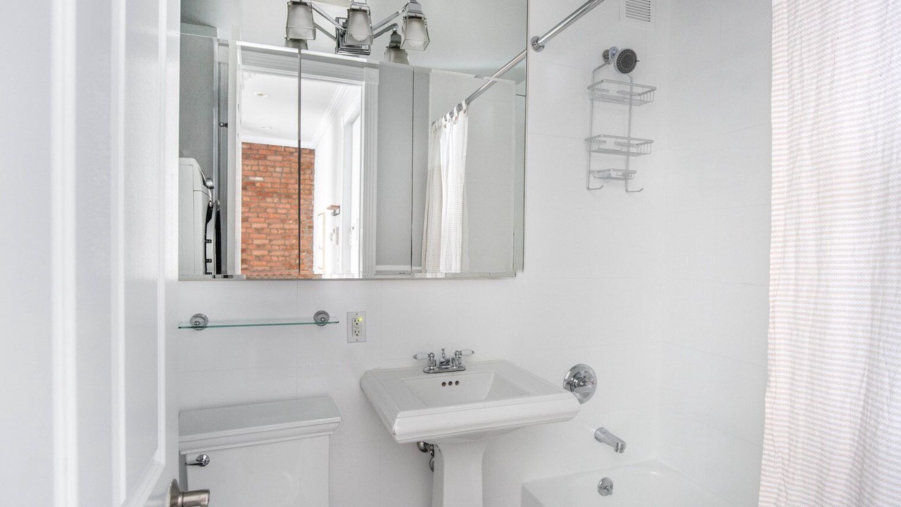 Photo of Bathroom in Bowery