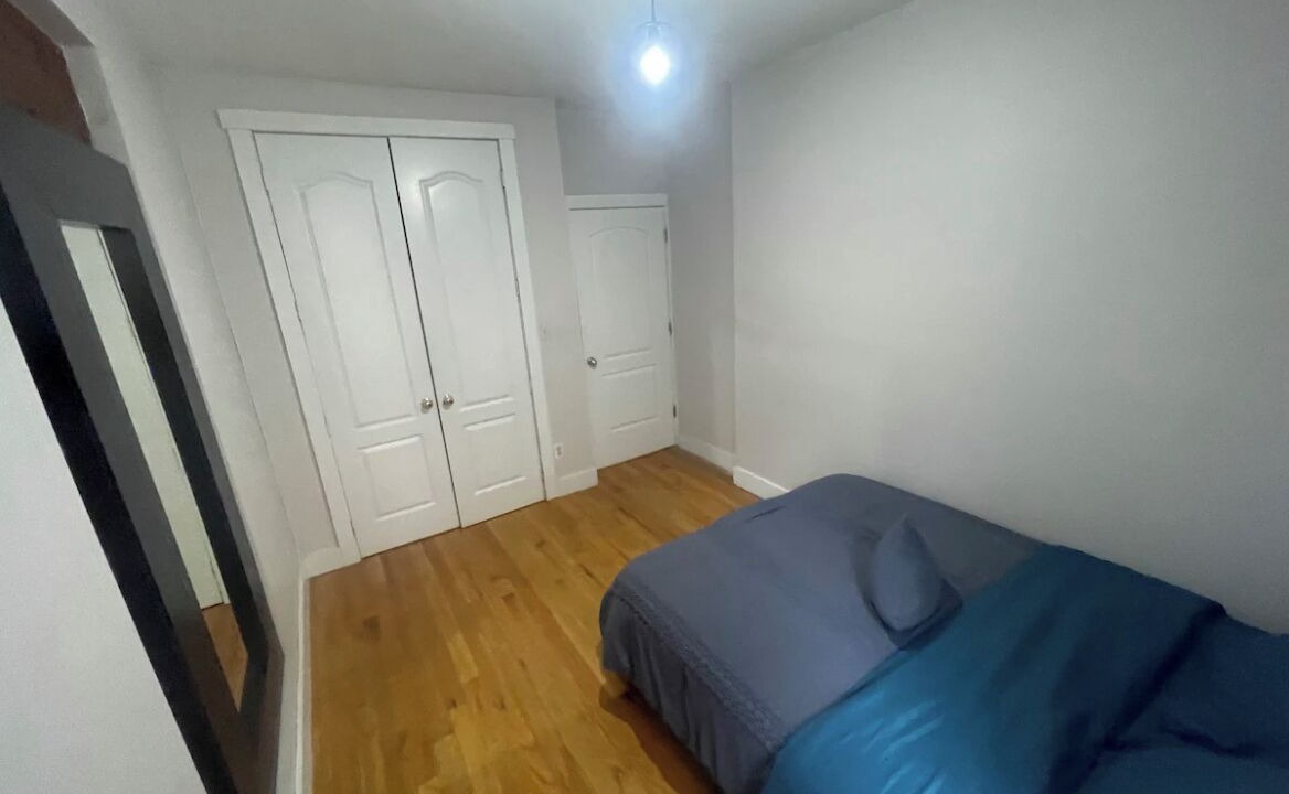 Photo of Bedroom in Williamsburg