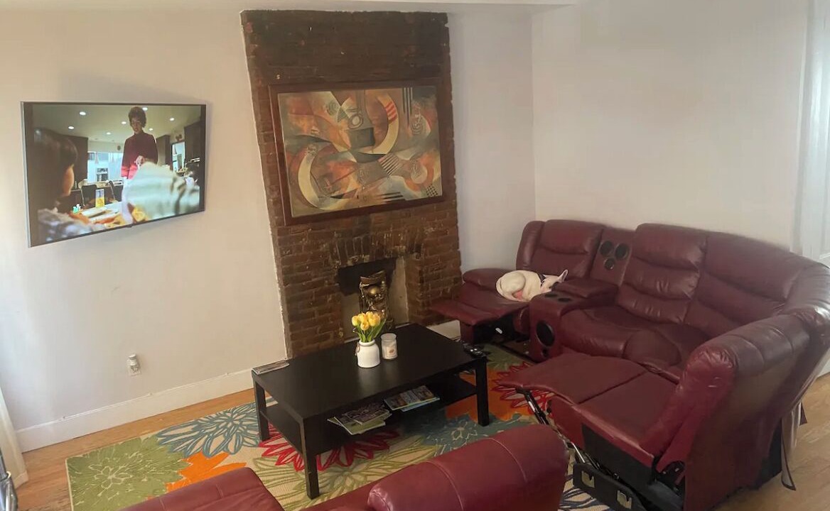 Photo of Livingroom in Williamsburg
