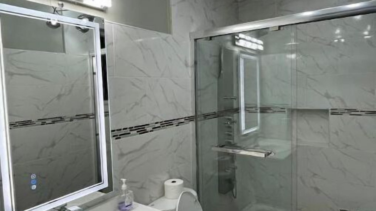 Photo of Bathroom in Havendale