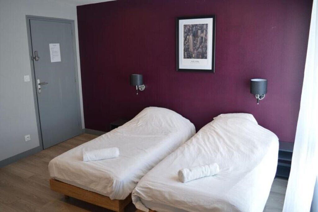 Photo of Bedroom in Villeneuve-le-Roi
