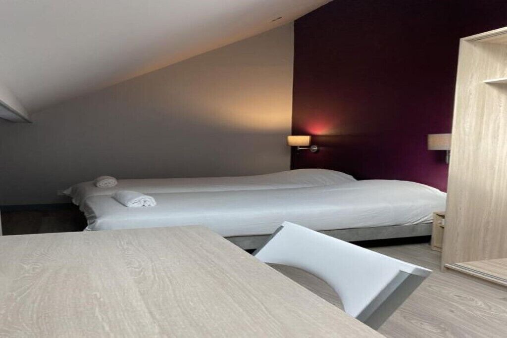 Photo of Bedroom in Villeneuve-le-Roi